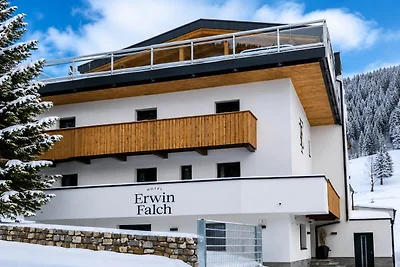 Apartment with Whirlpool Bathtub in St. Anton