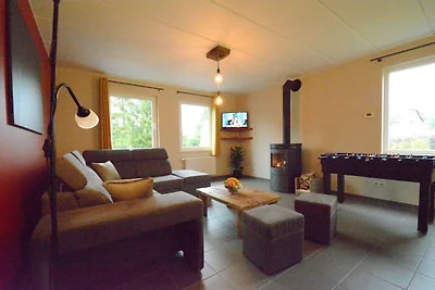 Villa in Berismenil in der Nהhe des Waldes