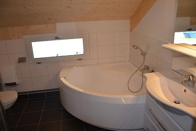 Chalet mit Whirlpool