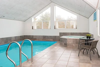 Luxuriöses Refugium mit Pool