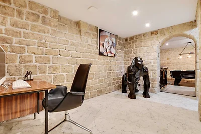 Charmante Wohnung - 2 Schlafzimmer/6 Zimmer -...