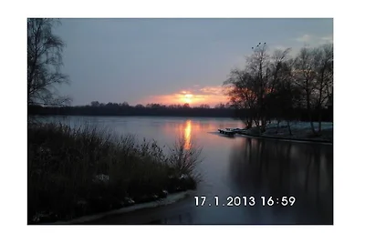 Anni's huis, direct aan het water.