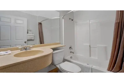 1 tweepersoonsbed (queensize) | Suite, Nsmk