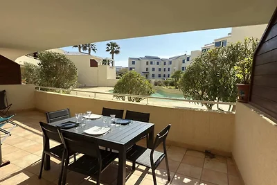 Appartamento con terrazza e accesso alla...