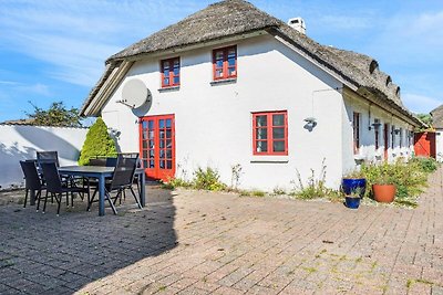 Ferienhaus in Blokhus mit Pool