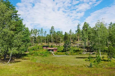 5 persone case ad Mellösa