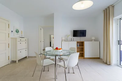 Wohnung in Mogán mit eingezäuntem Garten