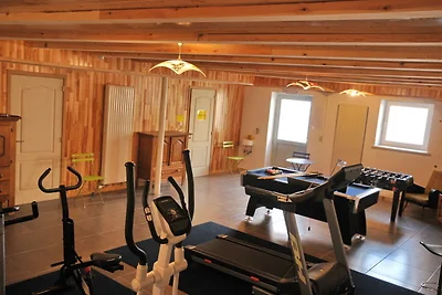 Gemütliches Ferienhaus in Bastogne mit Sauna