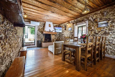 Haustierfreundliches Ferienhaus in Sukošan