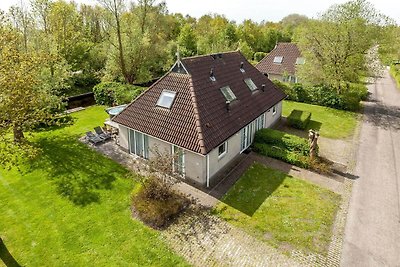 Ferienhaus mit Sauna und Spa im Freien...