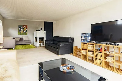 6 Personen Ferienhaus in Væggerløse-By Traum