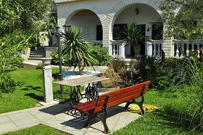 Ferienwohnung in Senj mit Schwimmbecken