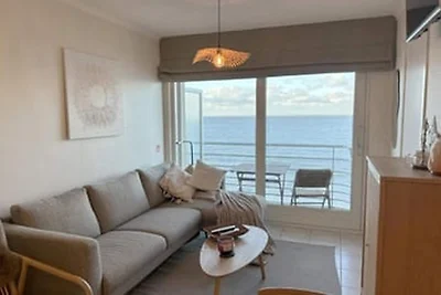 Prachtig appartement met zeezicht en balkon