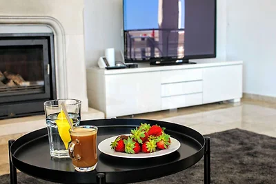 Villa mit beheiztem Pool