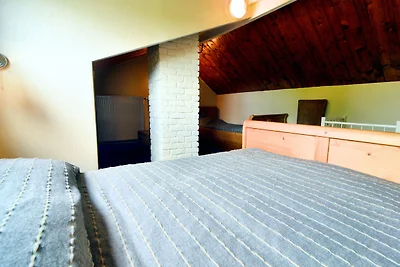 Ferienhaus in Paliseul mit Garten