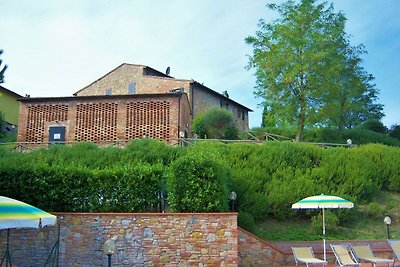 Stone Farmhouse in Gambassi Terme-Fi with Swi...