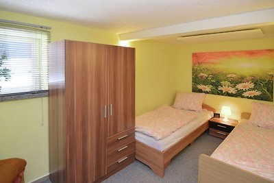 Mooi vakantiehuis in Schnett met houtkachel e...