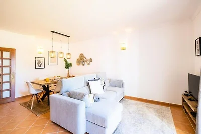 Villa in Galé mit Pool nahe Stränden