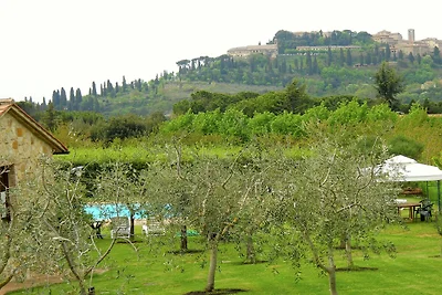Agriturismo con piscina e terrazza privata