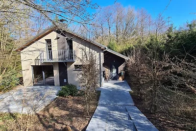 Einladendes Ferienhaus in Durbuy mit Sauna