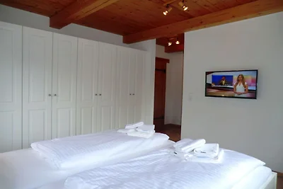 Ferienhaus in Nieblum mit Schwimmbecken