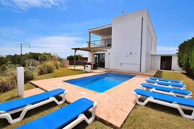 Villa in Cala d'Or met zwembad en jachthaven