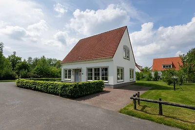 Ferienhaus mit Geschirrspüler, Nähe Bad...