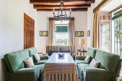 Charmantes Ferienhaus mit privatem Pool