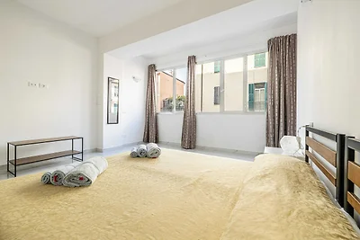 Zentrale 1BDR/4P-Wohnung in Ventimiglia