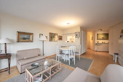 Wohnung in einer Villa mit Terrasse