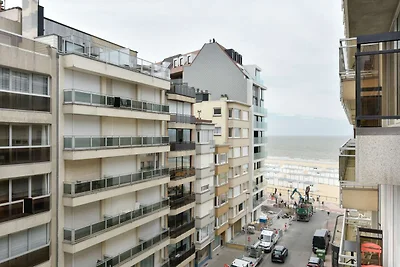 Sonnige 3-Zimmer-Wohnung mit Meerblick
