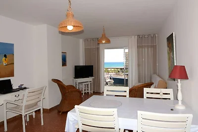 Apartment for 6 people with balcony
