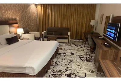 Deluxe-Zimmer mit Kingsize-Bett und...