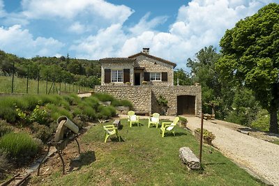 Casa vacanze a Montclus vicino al fiume