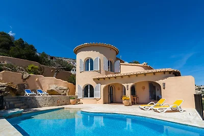 Villa mit Meeresbrise-Charme