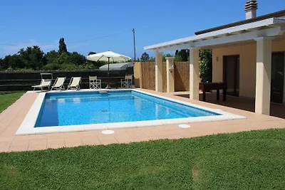 Villa Anna, Camaiore