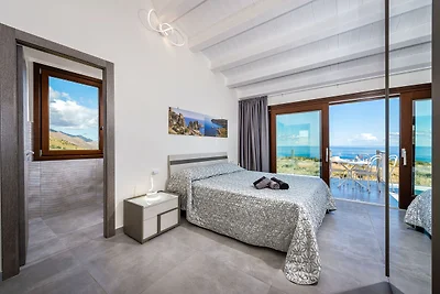 Elegante villa con piscina privata e vista...
