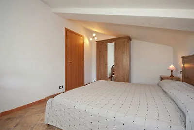 Atemberaubendes Cottage mit Balkon in Sesta...