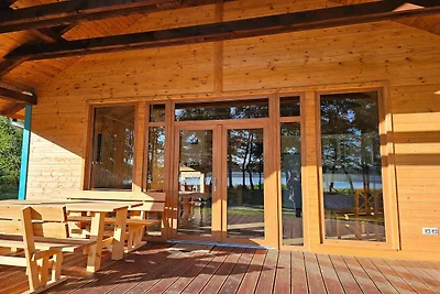 Ferienhaus am Wierzchowo-See mit Privatstrand