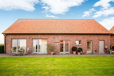 Gemütliches Ferienhaus mit Sauna in Zonnebeke