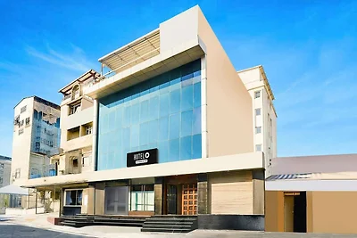 Super Hotel O Collectorate Circle