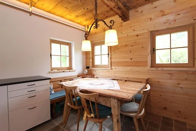 Chalet an der Skipiste in St. Johann in Tirol