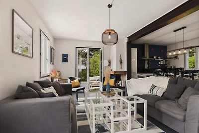 Haus in der Nähe des Strandes von Pont-Mahé m...