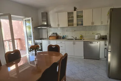 Apartments Rubbi - Three Bedroom Apartment wi...