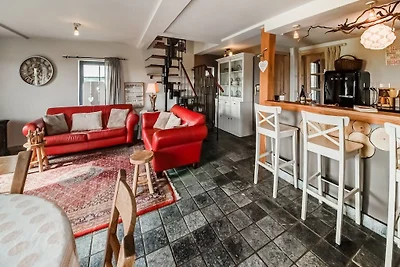 Schönes Ferienhaus in Houffalize mit Terrasse