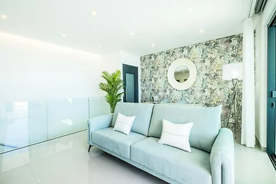 Appartamento ad Armação con piscina...