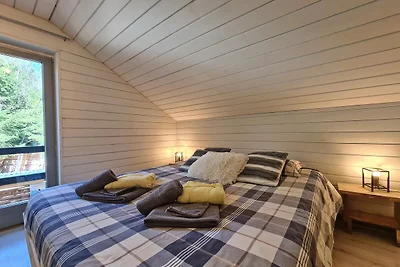 Chalet mit Whirlpool in Durbuy