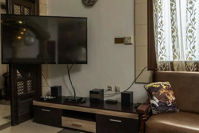 Modernes Ferienhaus in Stalos mit Balkon