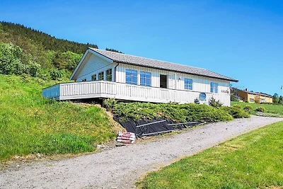 5 Personen Ferienhaus in averøy
