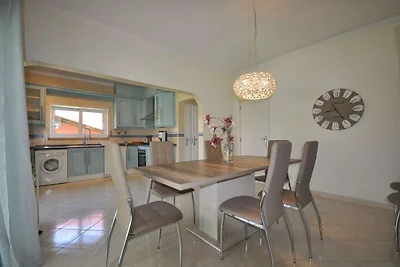 Geräumige Villa im Ferienort Vilamoura mit pr...